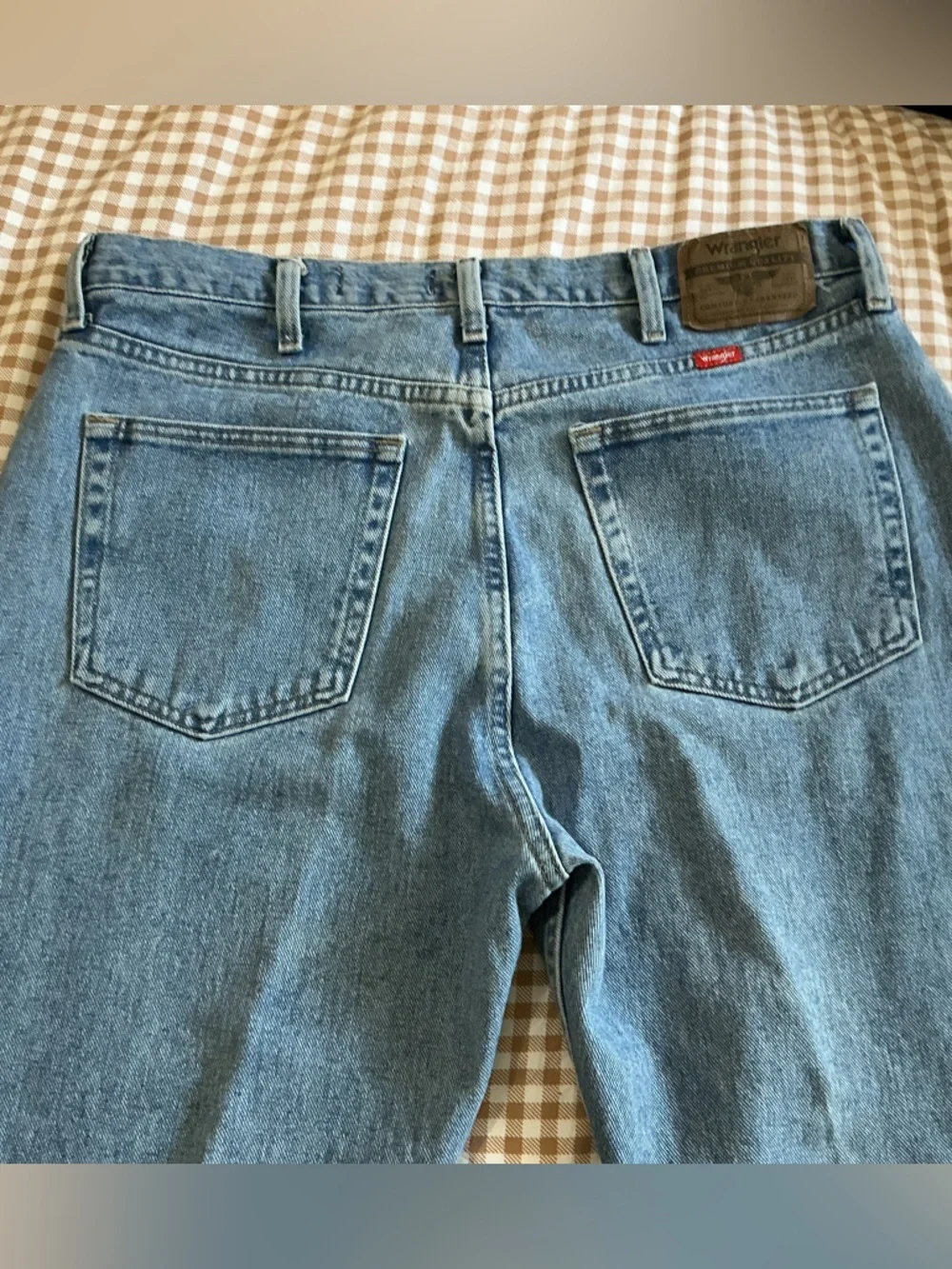 Trendy Wrangler Men's  Fit Straight Denim Blue Jeans 36x32